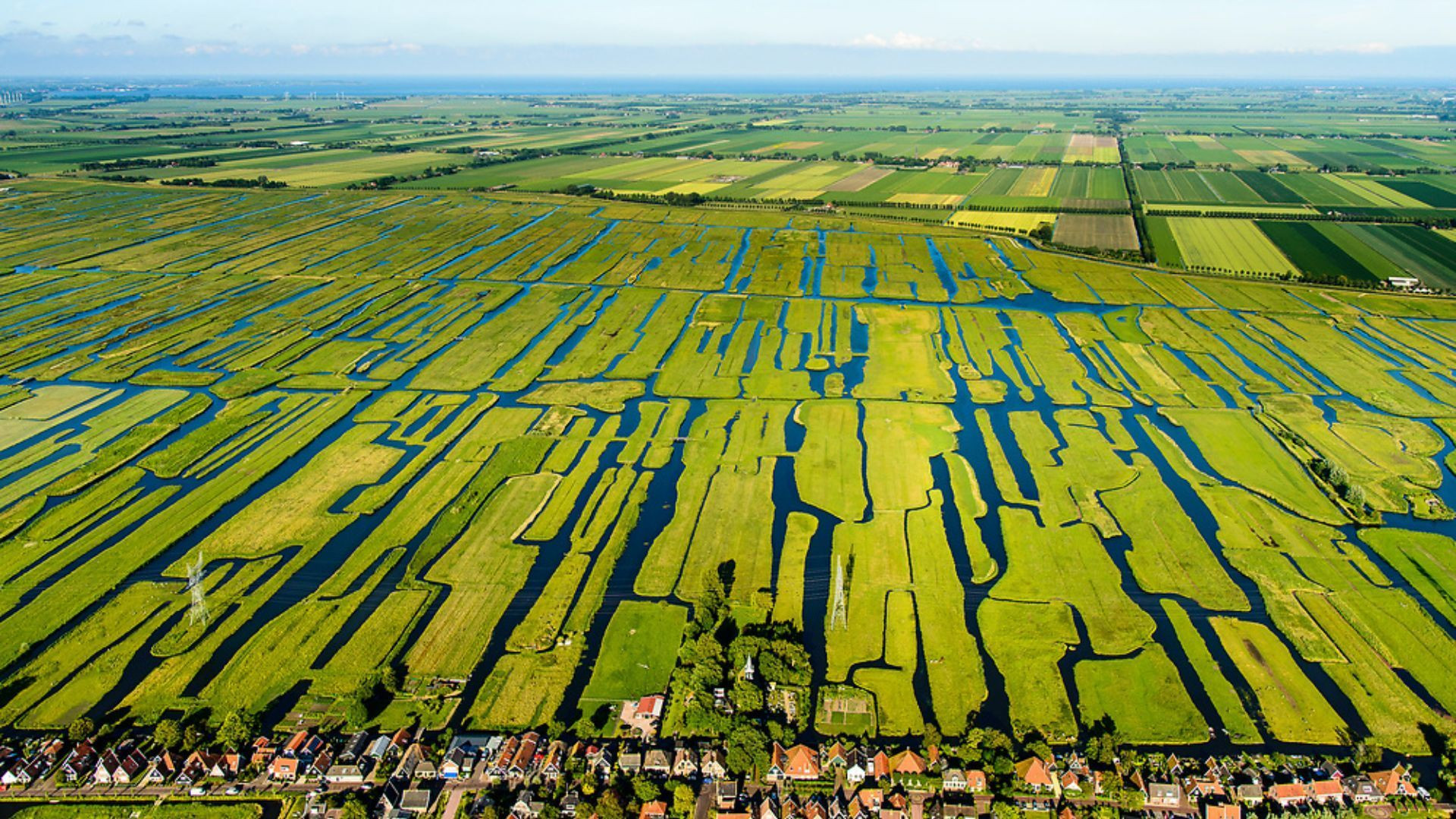 Vue aérienne d'un paysage de polders - Pays-Bas