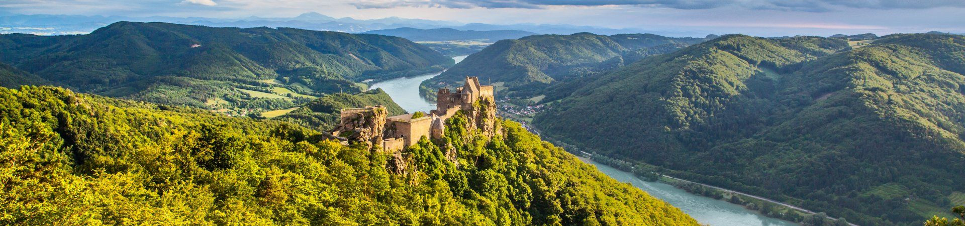 Fietsvakanties en tochten langs de Donau in 2026 op de EuroVelo 6