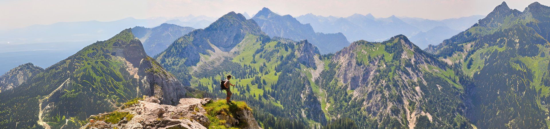 Georganiseerde reizen in de Alpen: groepsreizen of individueel