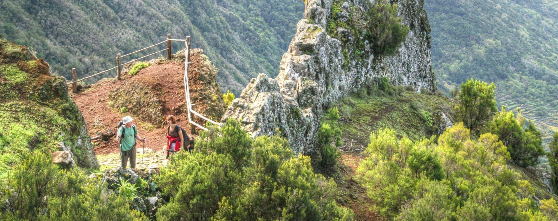 Randonneurs au mirador de Jinama - El Hierro - Canaries - Espagne