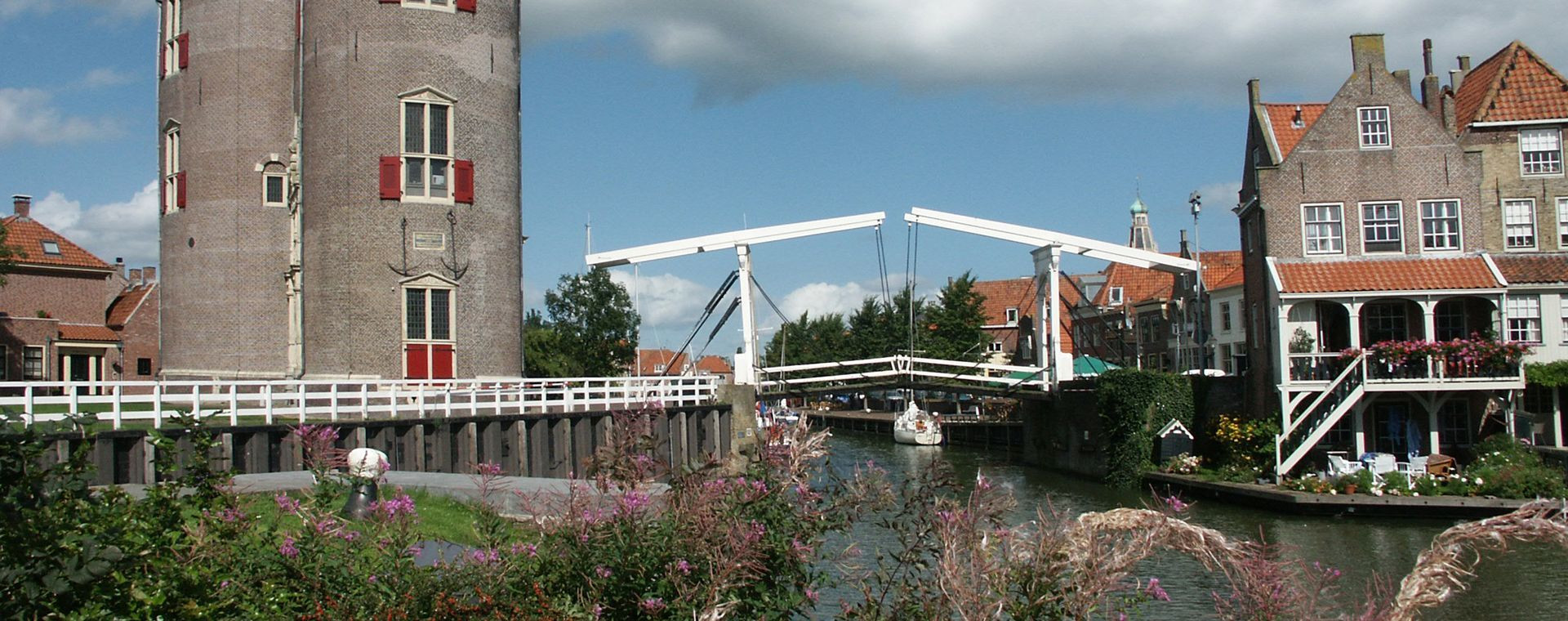Pont-levis et maisons au bord du canal - Enkhuizen - Pays-Bas