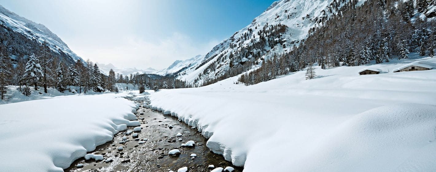 Paysage enneigé du Val Roseg - Engadine - Suisse