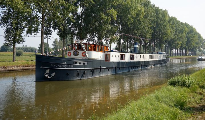 Het schip Magnifique II